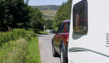 How to safely tow your caravan